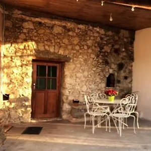  Hébergement de vacances Maison De Village Vue Montagne France